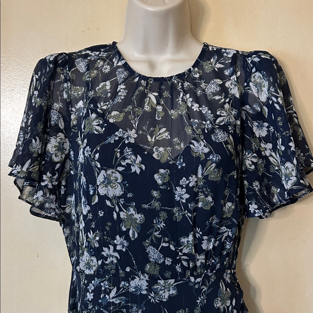 ASTR NAVY FLUTTER SLEEVE FLORAL MAXI WITH METALLIC THREAD SIZE XS - Picture 7 of 14